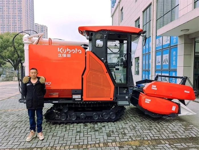 Kubota harvester helps me break through Xintiandi