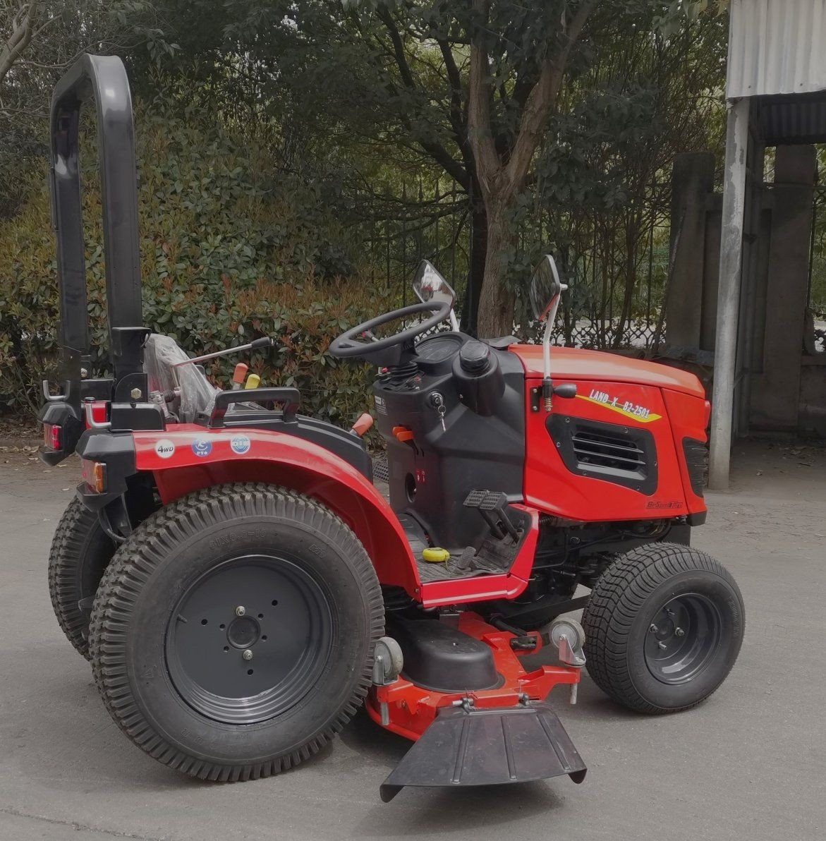 Compact Japanese Tractor with MID Pto