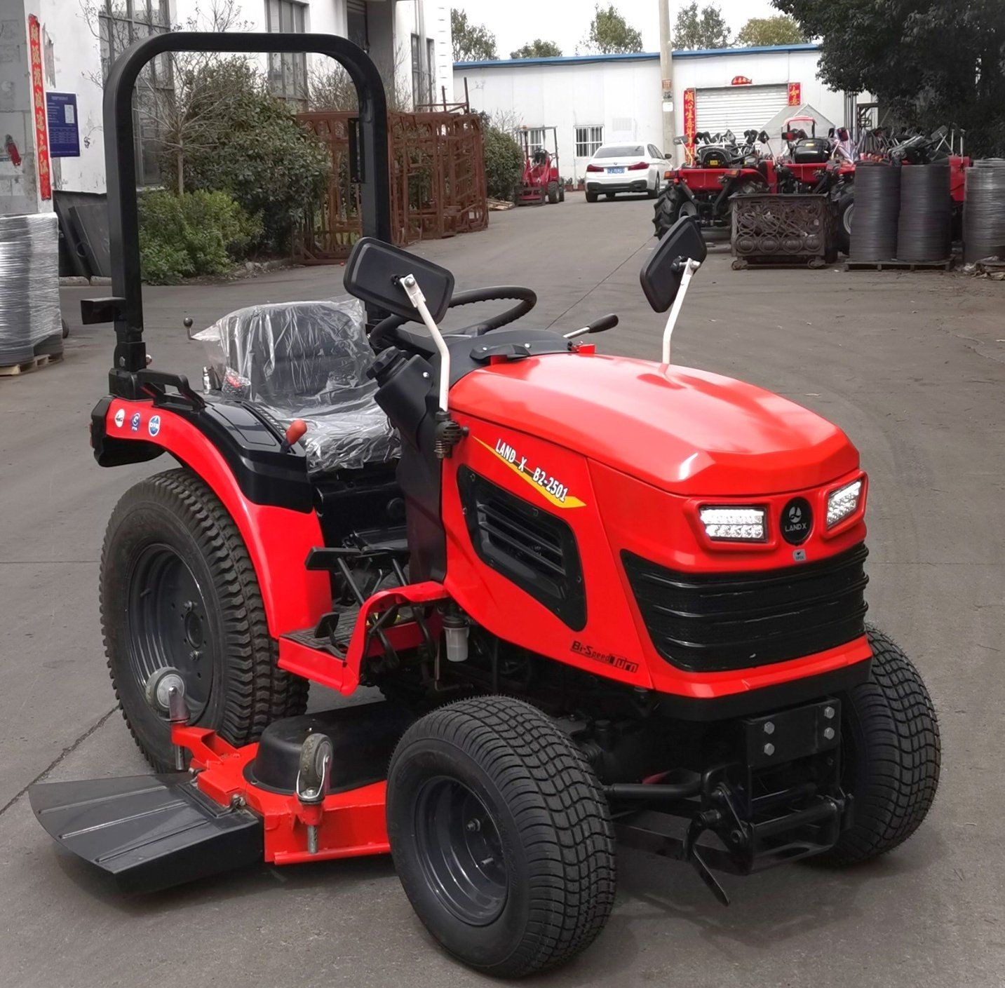 Compact Tractor with MID Pto and MID Mower Deck