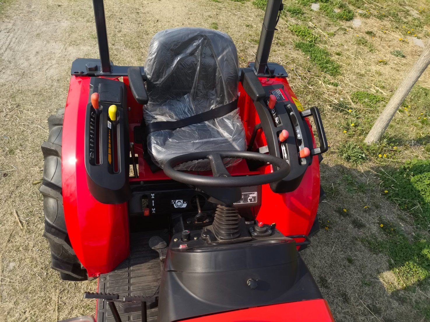Hst Tractor with Front Loader and Backhoe