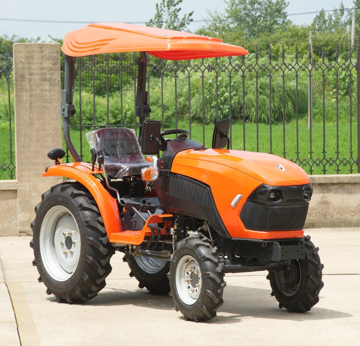 Small Tractor for Hobby Garden